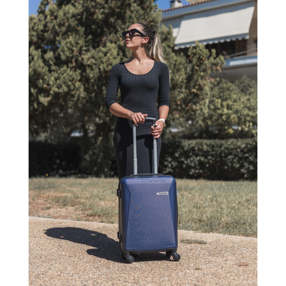 Βαλίτσα trolley Cardinal μικρή μεσαία 2009 50/60 cm σκούρο μπλέ Βαλίτσα trolley Cardinal μικρή μεσαία 2009 50/60 cm σκούρο μπλέ