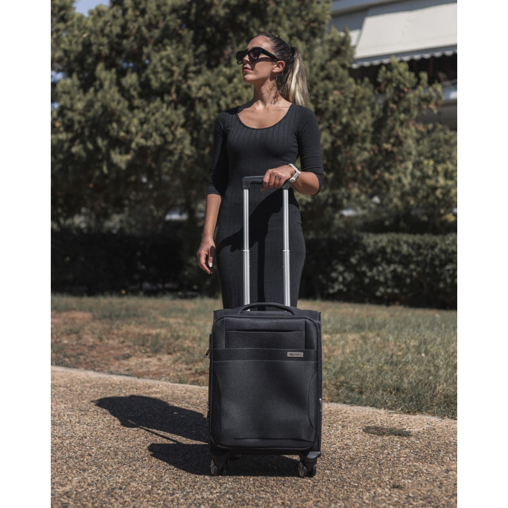 Βαλίτσα trolley Cardinal μικρή μεσαία 3400 50/60cm μαύρη Βαλίτσα trolley Cardinal μικρή μεσαία 3400 50/60cm μαύρη