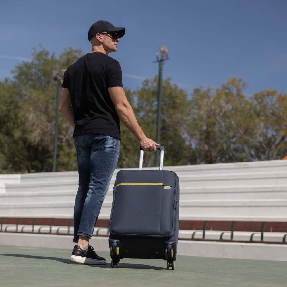 Βαλίτσα trolley Oblivion Cardinal μεσαία 5100/60cm σκούρο μπλέ Βαλίτσα trolley Oblivion Cardinal μεσαία 5100/60cm σκούρο μπλέ
