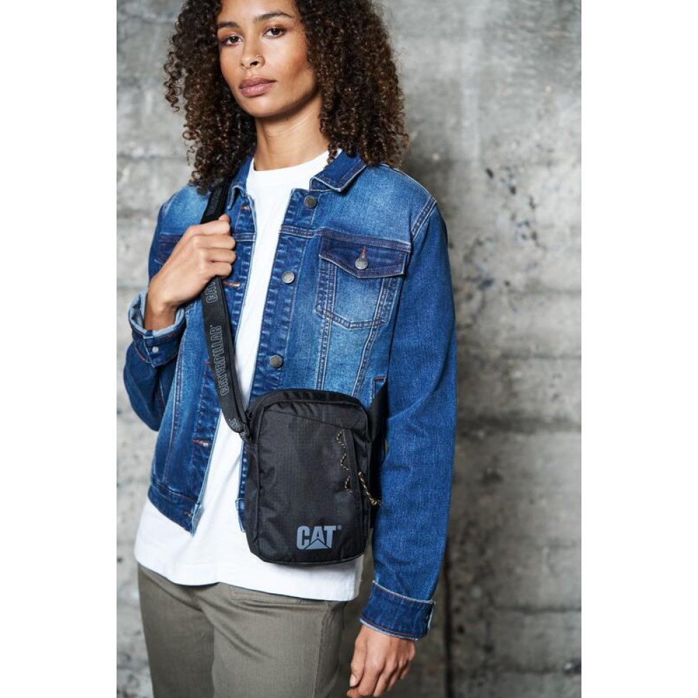 Explorer Shoulder Bag Caterpillar 84867-01 Explorer Shoulder Bag Caterpillar 84867-01